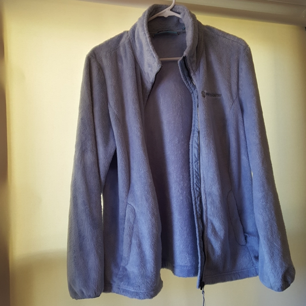 Fuzzy free country outbound fleece